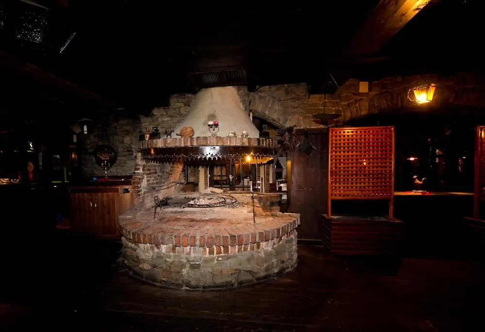 Hotel Restaurant Bujtina E Gjelit Tirana