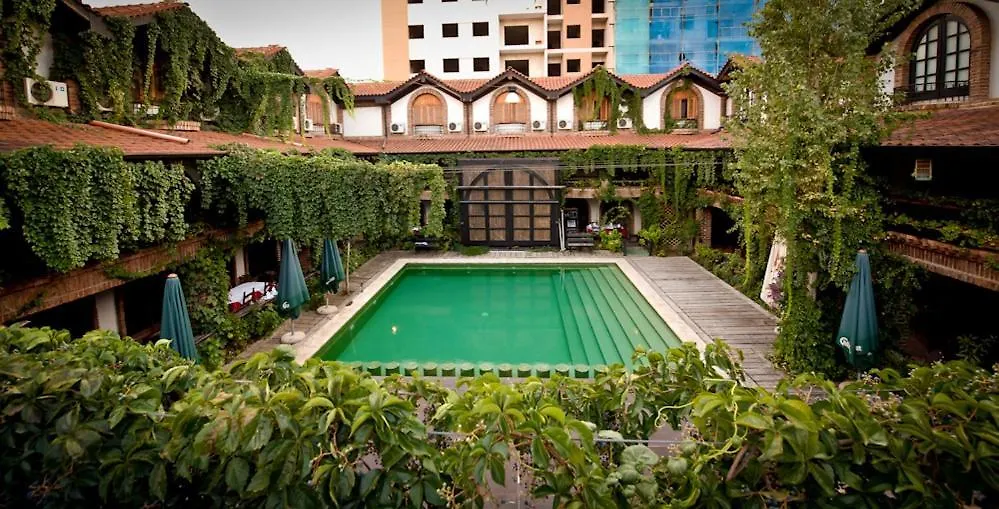 Hotel Restaurant Bujtina E Gjelit Tirana Albania