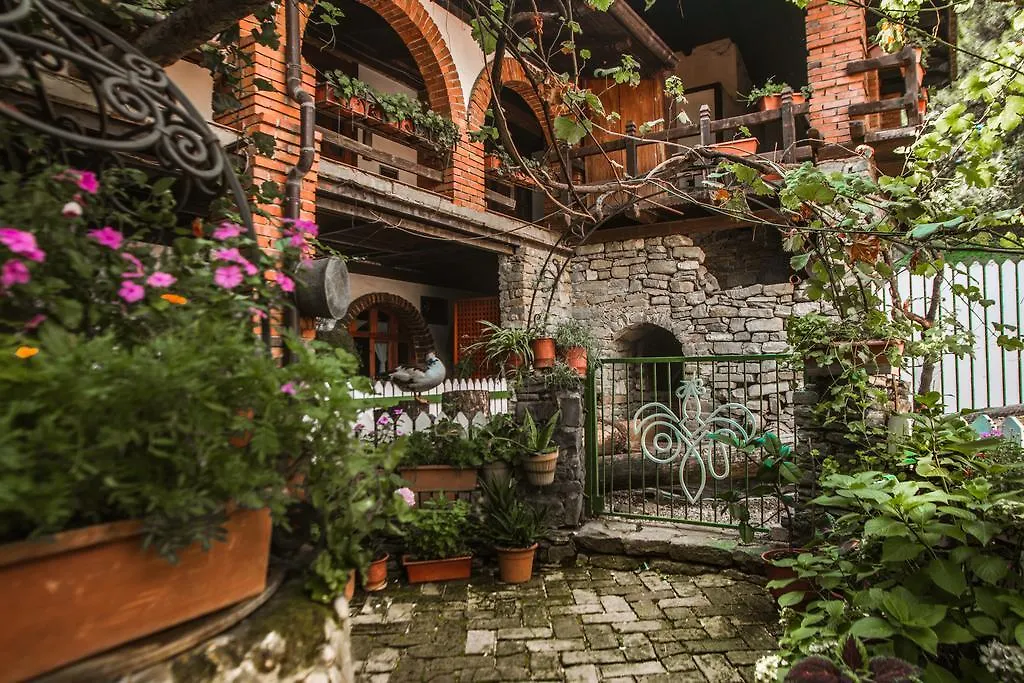 Hotel Restaurant Bujtina E Gjelit Tirana