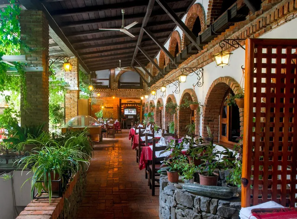 Hotel Restaurant Bujtina E Gjelit Tirana