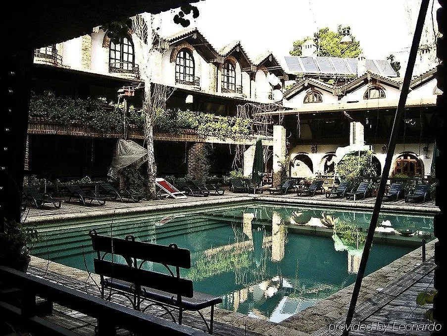 Hotel Restaurant Bujtina E Gjelit Tirana