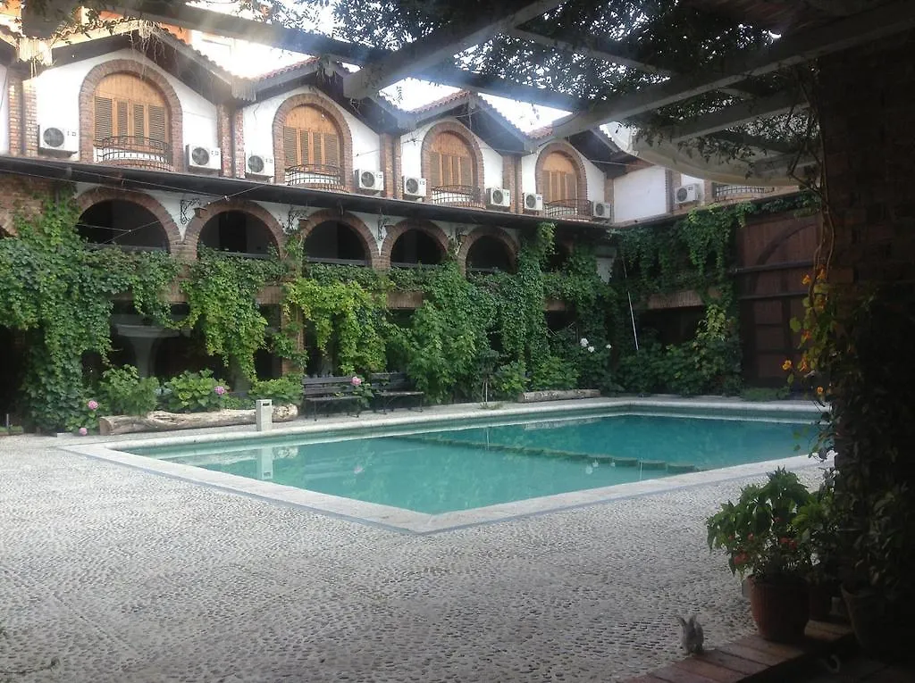 ****  Hotel Restaurant Bujtina E Gjelit Tirana Albania