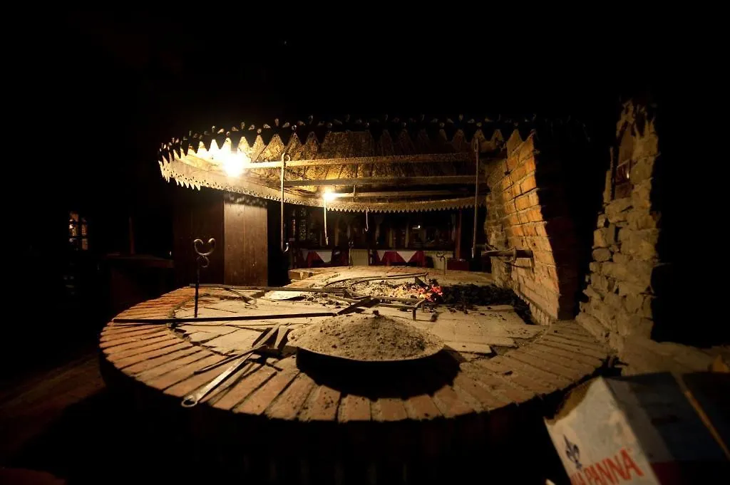 ****  Hotel Restaurant Bujtina E Gjelit Tirana Albania