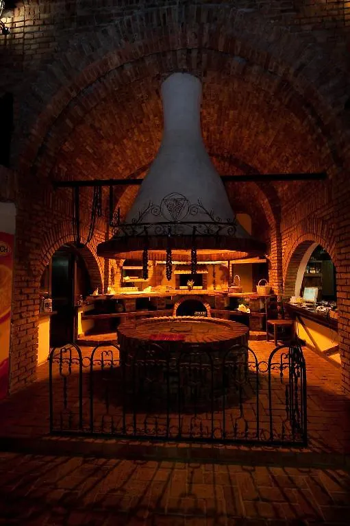 Hotel Restaurant Bujtina E Gjelit Tirana