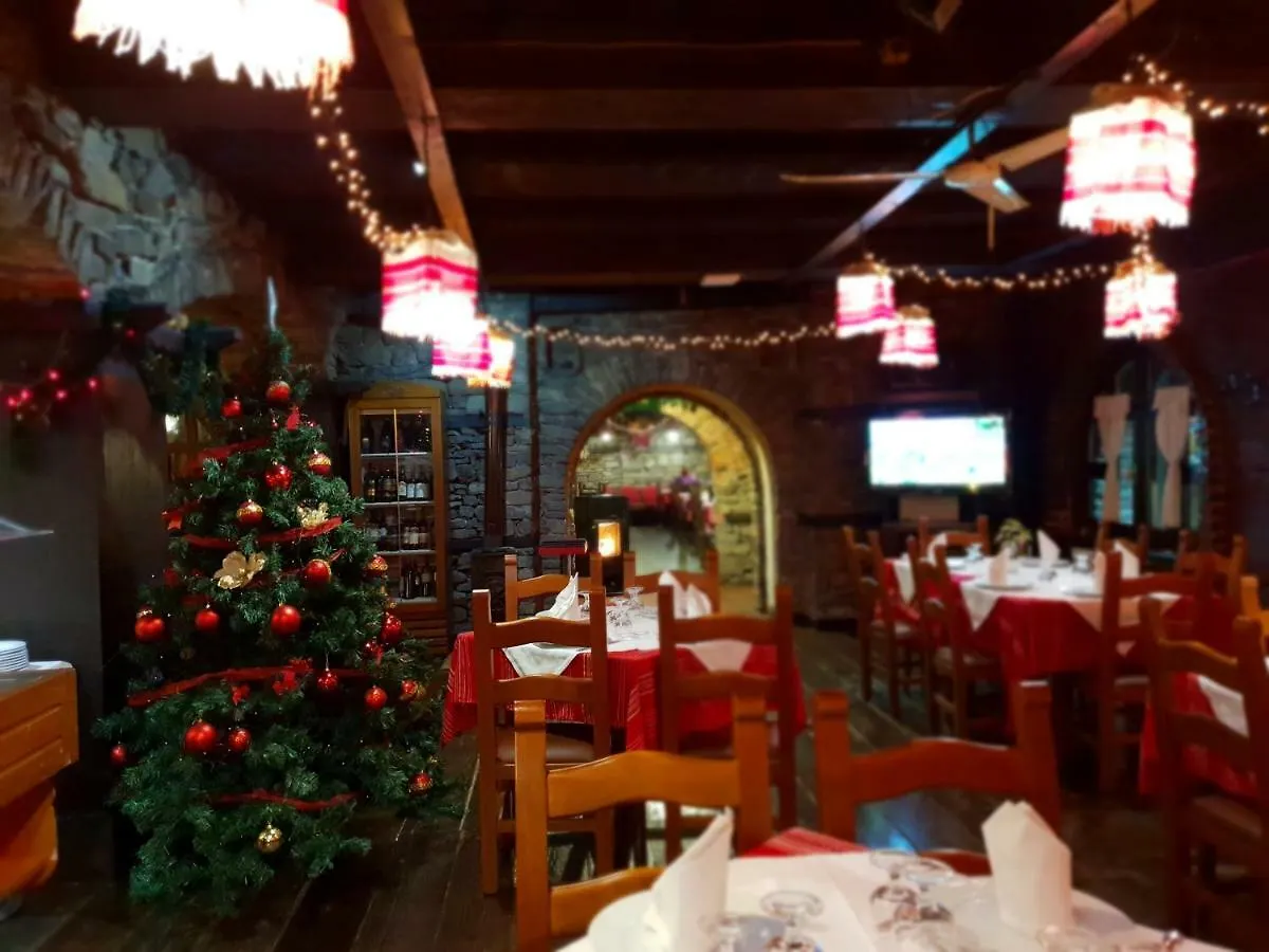 Hotel Restaurant Bujtina E Gjelit Tirana