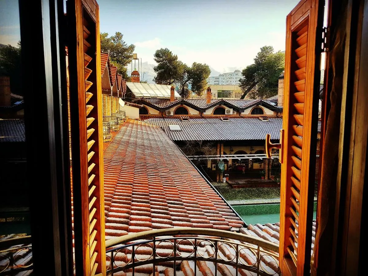 Hotel Restaurant Bujtina E Gjelit Tirana